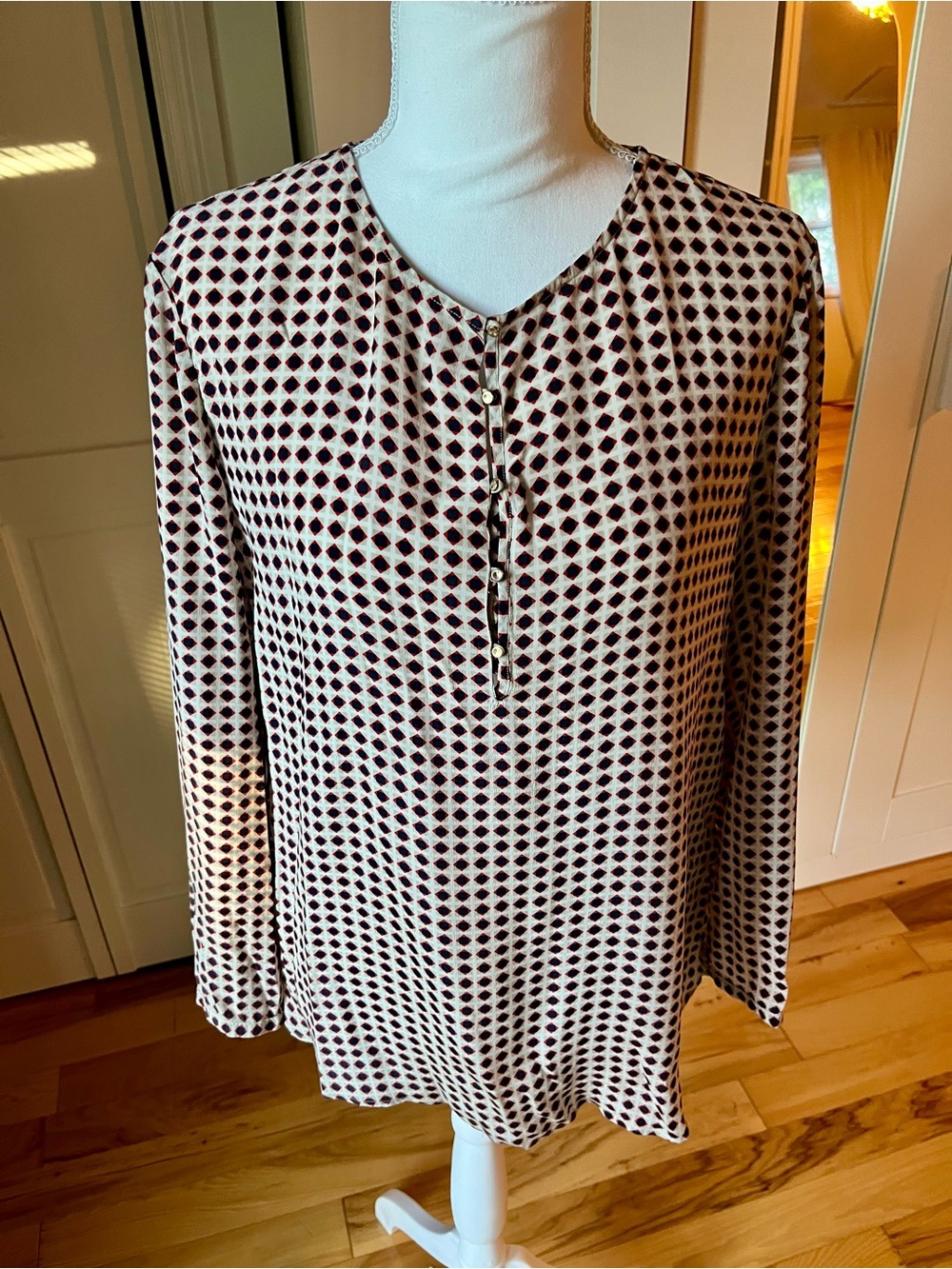 Massimo Dutti Cream and Black Geometric Long-Sleeve Blouse